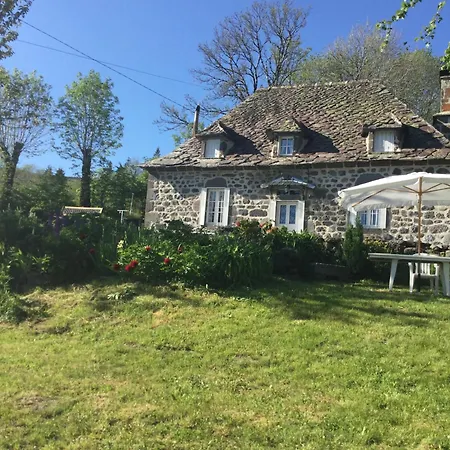 Maison Confortable Avec Vue Sur La Montagne A Le Fau Le Fau (Cantal)