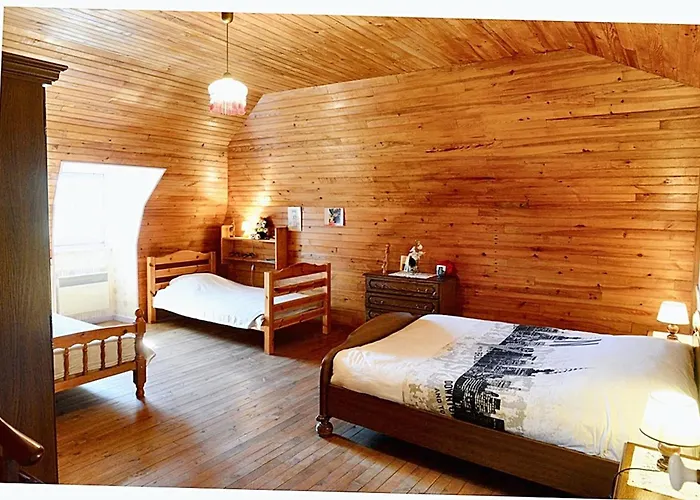 Holiday home Maison Confortable Avec Vue Sur La Montagne A Le Fau Le Fau (Cantal)